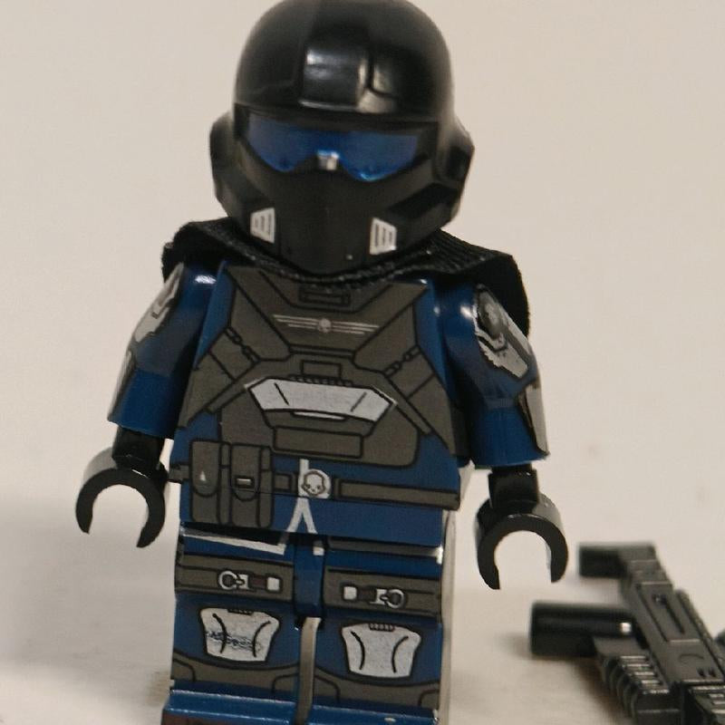 Helldiver Shock Trooper Building Block Figures with Cape, Helm and Accessory Ready to Spread Democracy!