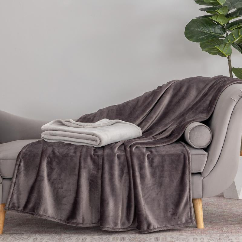 Berkshire S/2 60X70 Velvetsoft Plush Throws with Gift Boxes