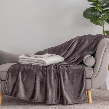 Berkshire S/2 60X70 Velvetsoft Plush Throws with Gift Boxes