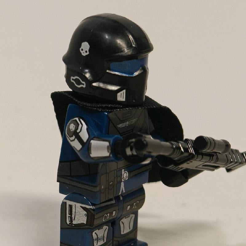 Helldiver Shock Trooper Building Block Figures with Cape, Helm and Accessory Ready to Spread Democracy!