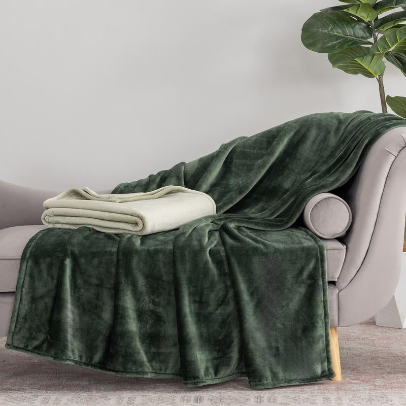 Berkshire S/2 60X70 Velvetsoft Plush Throws with Gift Boxes